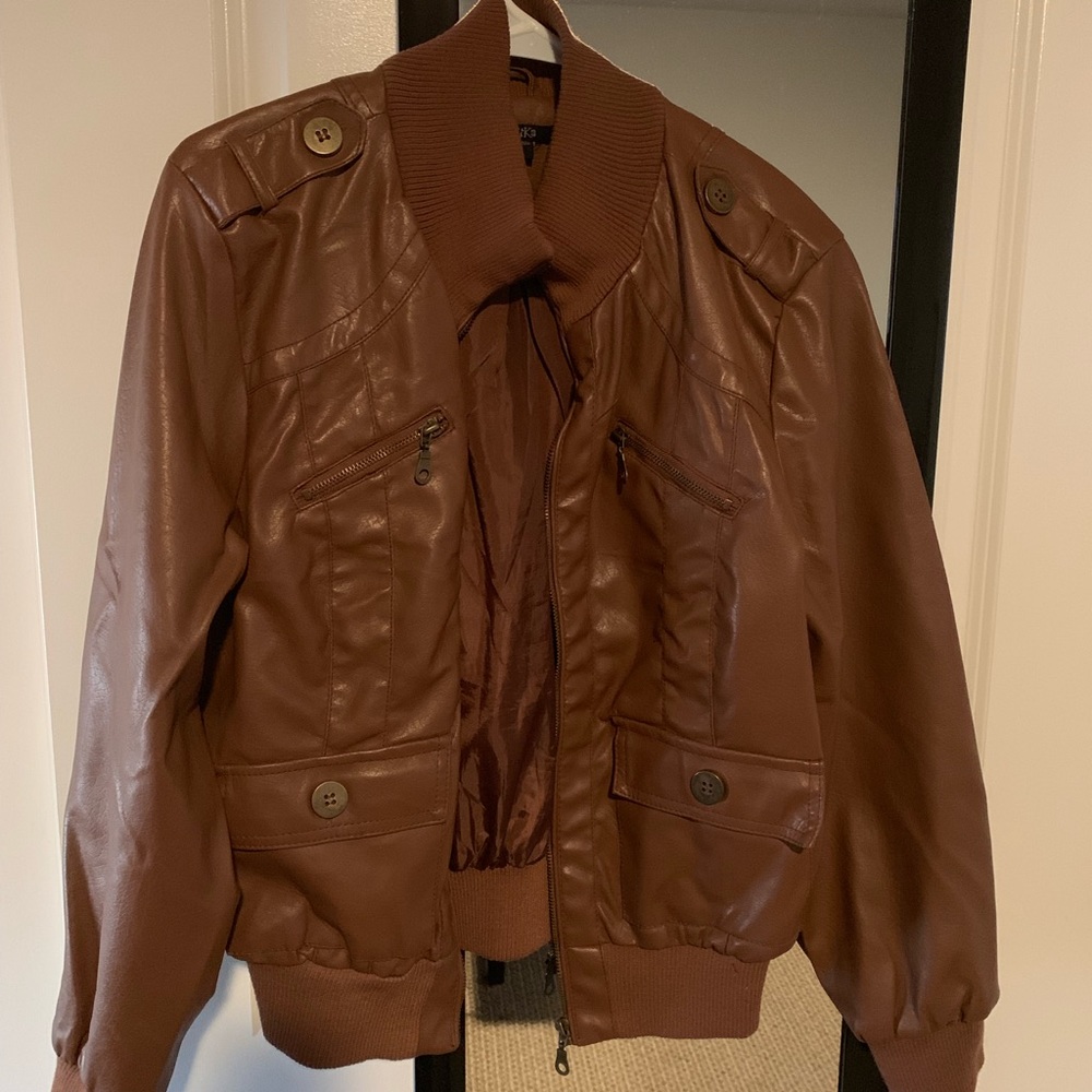 Jacket - Picture 2 of 4